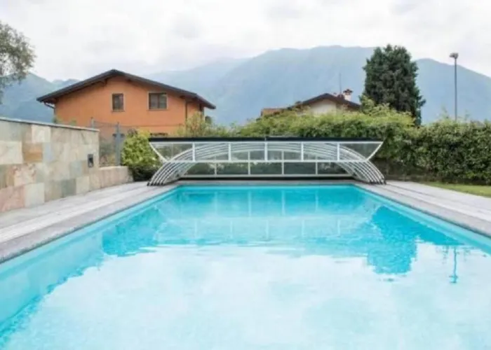 Lo Scorcio Sul アパート