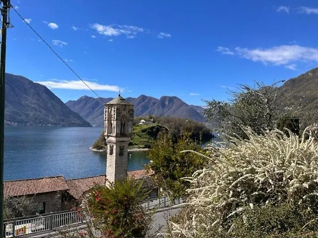 アパート Lo Scorcio Sul オッスッチョ