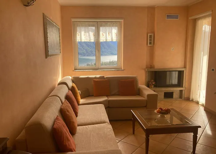 Lo Scorcio Sul アパート オッスッチョ